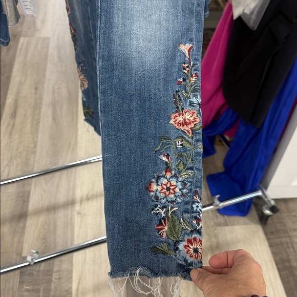DRIFTWOOD Blue Skinny Jeans with Floral Embroidery - Picture 5 of 6